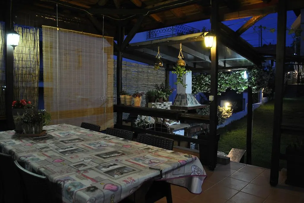 Voula Kourbeti Apartments 圣尼古拉奥斯
